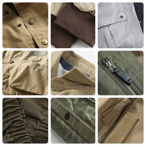 Toile polyvalente avec poches Design minimaliste vêtements d'extérieur à capuche neutres en toile vêtements de travail utilitaires à deux poches chemise Jacke - Product Image 2