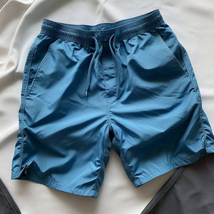 Short imperméable de style urbain pour hommes Short de randonnée en nylon et polyester Streetwear Short coupe-vent respirant à séchage rapide pour hommes - Product Image 1