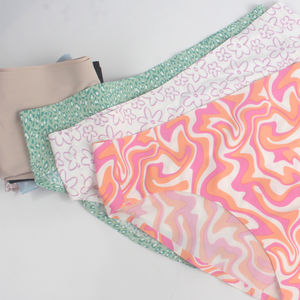 Sous-vêtements pour femmes en coton de bambou imprimés avec un logo personnalisé, taille mi-haute, tissu fin et doux, confort quotidien, fabrication ODM - Product Image 5