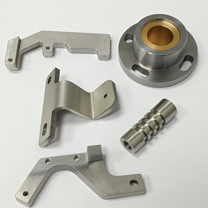 Servicios de mecanizado CNC personalizados en Vietnam para piezas de acero inoxidable y aluminio - Product Image 1