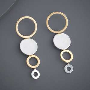 Trendy Drop Pendant Hoop <b>Earrings</b> 184058 Geometric Flower-shaped Made of Zinc Alloy with Pearl Diamond Main Stone for Party Gift - Product Image 2
