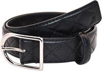 Ceinture de couette C bleu pastel doux avec boucle en argent poli et texture de diamant matelassé pour des tenues modernes élégantes