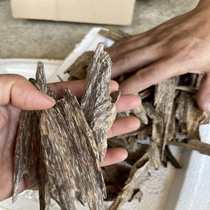 The Elegant Touch of 100% Natural Pure Agarwood <b>Oud</b> Chips Huy Phat - Product Image 1