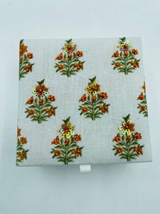 Block Print Intricate Design Handmade Cotton Cooler Bags Customizable Shape Hand Embroidered Wedding Favors Promotional - Product Image 2