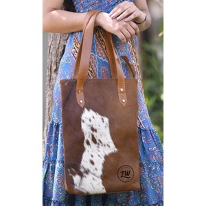 LW Sac fourre-tout en cuir véritable pour chien personnalisé, sac de transport personnalisé portable pour l'extérieur, grande capacité, sacs de voyage pour animaux de compagnie - Product Image 1