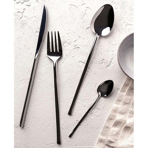 Juego de cubiertos reutilizables para eventos al aire libre en acero inoxidable con diseño único de mango negro hecho a mano para restaurante, hogar, escuela - Product Image 1