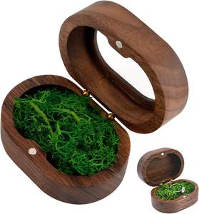 Caja de paquete de anillo brillante de resina epoxi de madera Natural con logotipo personalizado de alta calidad al por mayor para uso en joyería - Product Image 4