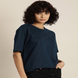 Maglietta da donna blu Navy con spalle cadenti e maniche corte in materiale di Rayon girocollo senza colletto per l'estate - Product Image 1