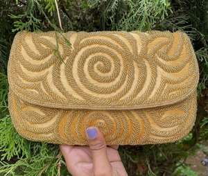 Bolsos de Mano de Lujo con Cuentas Bordadas a Mano, Diseño Clásico de Piedras, con Lentejuelas y Correa de Cadena para Eventos Nocturnos y Fiestas - Product Image 3