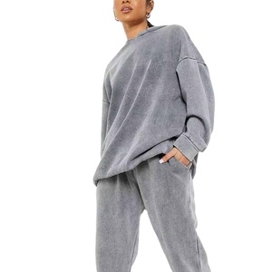 Conjunto Deportivo de Algodón 100%, Personalizado, 400 Gsm, Lavado Ácido, Bordado Desgastado, Pantalones Holgados y Sudadera con Capucha, Chándal Acampanado para Mujer - Product Image 4