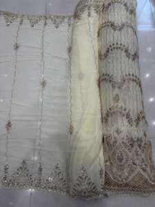 Tissu en Chiffon Georgette Premium à Perles pour la Confection de Saris, Dupattas, Lehengas, Robes, Tenues de Mariage, de Fête et de Haute Couture - Product Image 2