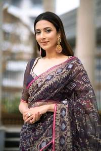 Exclusif à la mode Deshi Dhakai Jamdani Sharee Qualité d'exportation pour les femmes JAMDANI FABRIC Bleu VERT Doré Bleu Ciel du Bangladesh - Product Image 3