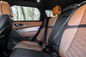 รถยนต์มือสองปี 2024 รุ่น Velar SV Autobiography Dynamic Edition พวงมาลัยซ้าย เบาะหนัง กล้องมองหลัง จอสัมผัส - Product Image 6