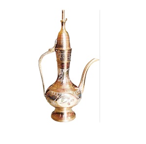 Surahi en laiton d'aspect royal pour la table centrale - Product Image 6