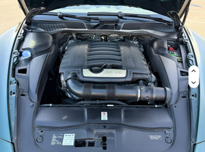 Porsche Cayenne 2014 Usado Recientemente, Raro, Transmisión Manual de 6 Velocidades - Product Image 2