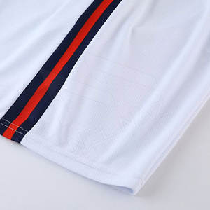 เครื่องแบบบาสเก็ตบอลชุดกีฬาผ้าโพลีเอสเตอร์ดีไซน์ตามสั่ง - Product Image 4