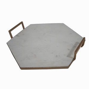 Plateau de service en marbre blanc durable avec cadre en métal doré forme hexagonale géométrique articles de service multi-aliments - Product Image 1