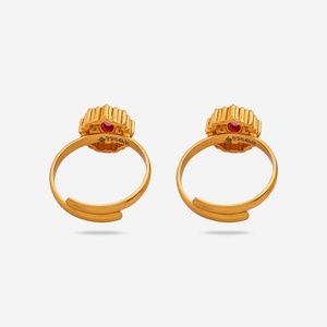 Anillo de Dedo Plateado con Baño de Oro para Boda, Compromiso o Regalo 165686 - Product Image 2