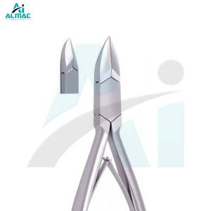 Pinza de pedicura afilada y precisa ALMAC hecha de acero inoxidable de alta calidad para el recorte profesional de uñas de los pies - Product Image 6