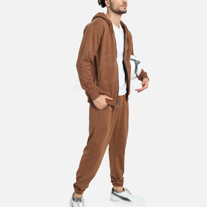 Conjuntos Deportivos Personalizables para Hombre, Transpirables, Ligeros, de Alta Calidad, 100% Algodón, Diseño Sólido para Invierno, Hechos en Pakistán - Product Image 3