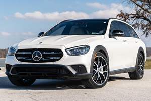 Mercedes-Benz E450 4Matic Plus 2021 Usado en Buen Estado, Sin Accidentes, Volante a la Izquierda/Derecha - Product Image 4