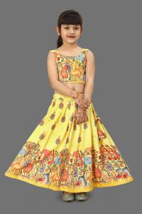 Conjunto de Lehenga Choli Amarillo con Estampado Digital para Niñas, Marca Shoryam, Corte Regular, Completamente Cosido, Ropa Étnica, Largo hasta el Suelo, para Fiestas y Bodas - Product Image 2