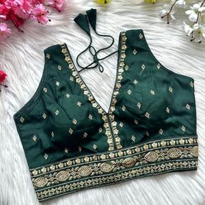 Blusa India Pakistaní Exclusiva, Blusa de Seda Lista para Usar, Estilo Étnico para Novias, para Fiestas, con Diseño de Lentejuelas - Product Image 3