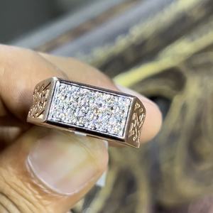 Elegante Anillo de Hombre de Oro de 14K y 18K con Diamante Natural Real, Corte Brillante, Certificado por Terceros, Joyería Premium para Ocasiones Especiales - Product Image 4