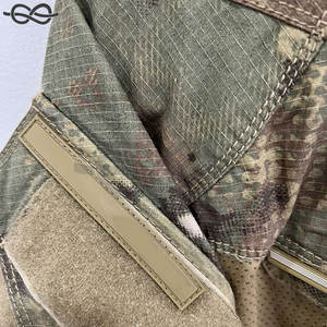 เสื้อสเวตเตอร์แขนยาวมีซิปลายพรางสไตล์วินเทจเสื้อสวมหัวระบายอากาศได้สำหรับผู้ชายผู้หญิงแบบย้อนยุคน้ำหนักเบาใส่สบายกลางแจ้ง - Product Image 5