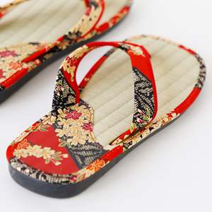 Sandalias Tradicionales Japonesas Tatami Setta Zori, Hechas en Japón - Rojas - Product Image 4