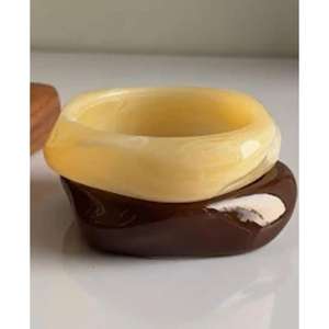 Bracelets en résine de conception pure de qualité supérieure avec surface brillante douce de forme ronde élégante pour le match de robe de dames et l'utilisation de défilé de mode - Product Image 6