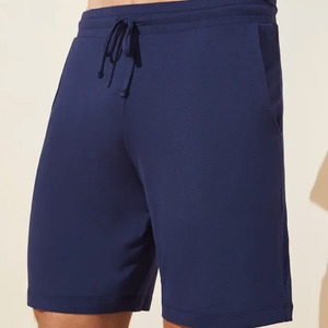 Conjunto de camiseta y pantalones cortos de tela suave, ropa deportiva para uso en equipo o club, conjunto de camiseta y pantalones cortos con logo personalizado - Product Image 6