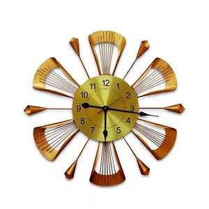 Horloge murale en métal doré antique motif fait à la main aiguille à face unique pour la maison salon salle à manger chambre - Product Image 1