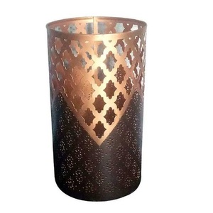 Décoration de Noël pour la maison : Centre de table, bougeoir suspendu plaqué or, cadre en fil métallique - Product Image 5