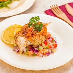 Platos de Papel Blancos Compostables, Platos de Papel Resistentes Desechables, Platos de Papel Biodegradables Desechables de Varios Tamaños - Product Image 4