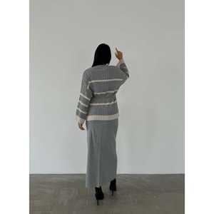 Ensemble jupe et pull en tricot à col pêcheur pour femme, série 1500 - Product Image 3