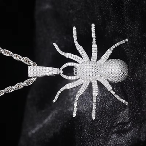 14K Chapado en plata sólida corte redondo moissanite diamante Hip Hop colgante icedown Lucky Charm colgante joyería para hombres - Product Image 3