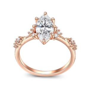 Bague de fiançailles Jeulia Vintage en diamant de laboratoire de taille marquise en argent sterling - Product Image 4