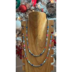 Collier de perles Navajo avec opale et argent sterling, idéal pour les occasions spéciales - Product Image 1