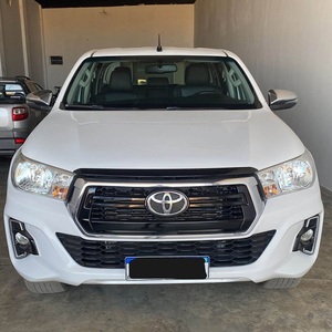 Toyota Hilux automatique d'occasion, propre et en bon état, modèle d'occasion, vitesse maximale disponible, conduite à gauche et à droite, prix bas à vendre - Product Image 5