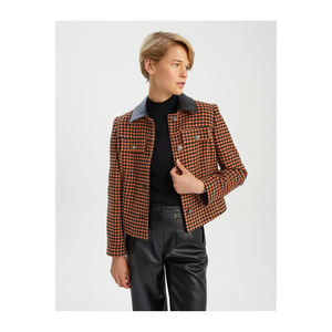 เสื้อแจ็คเก็ตผู้หญิง PAMUK-YUN KARISIM แต่งขนจามรี แขนยาว มีกระเป๋าคู่ สีสันสดใส ดูหรูหรา - Product Image 1