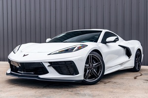 Corvette Stingray Convertible 2025 Usado en Excelentes Condiciones, Motor V8 de 6.2 Litros - Product Image 3
