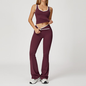 Ensemble de yoga femme effet seconde peau, design tendance, débardeur col en V et leggings évasés en V, 2 pièces, tenue de sport et de gym, vente en gros personnalisée - Product Image 5