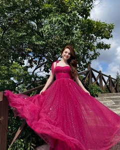 Gaun jaring lembut bordir Zari halus dengan lengan Dori dan garis leher pot untuk pernikahan Sangeet dan meriah Glam - Product Image 2