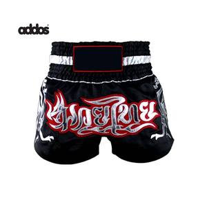 Vente en gros de shorts thaïlandais en satin de haute qualité personnalisés MMA Muai vêtements de boxe en coton de haute qualité pour hommes et femmes avec service OEM - Product Image 6