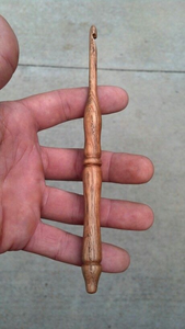 Crochet en bois naturel artisanal de haute qualité |   Aiguille à tricoter lisse et polie pour le fil, l'artisanat et les projets de bricolage - Product Image 4