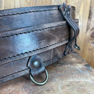 Ceinture Larp en cuir marron effet vieilli Accessoire de base Inspiré par The Witcher et Dungeon's and dragons - Product Image 3