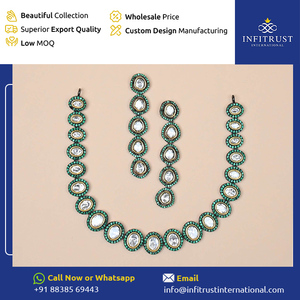 Fabricant et exportateur indien de boucles d'oreilles et collier cloutés en argent sterling 925 Polki Green Clustered Stone à vendre - Product Image 2
