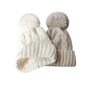 Nouveau hiver torsion tricot chapeau pour femmes fourrure pompon épais en peluche bonnet bonnet couleur unie dames chaud bonnets - Product Image 1