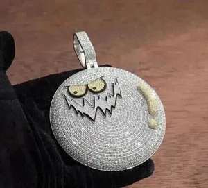 Pendentif visage maléfique en or plaqué 25 carats, style hip-hop de luxe, bijoux de déclaration, Iced Out Christian - Product Image 2